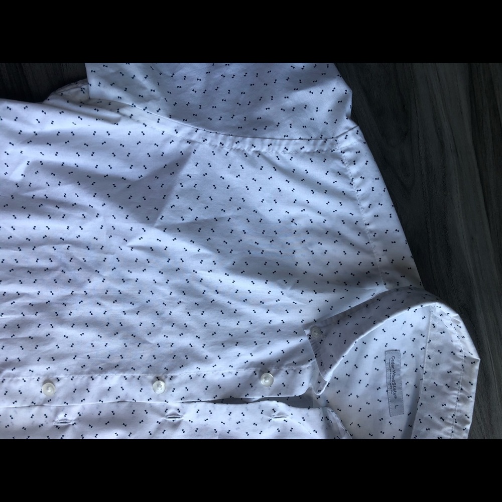 Patterned Button-Up Tee - Picture 2 of 3